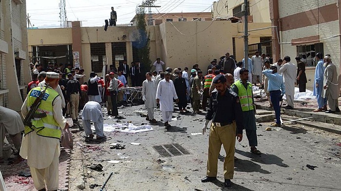 Pakistan train bombing: Deaths in Balochistan attack 